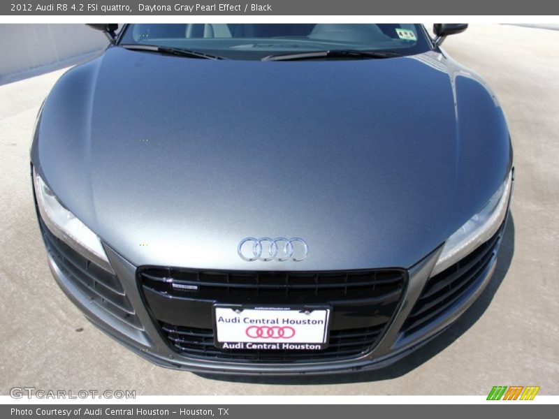 Daytona Gray Pearl Effect / Black 2012 Audi R8 4.2 FSI quattro