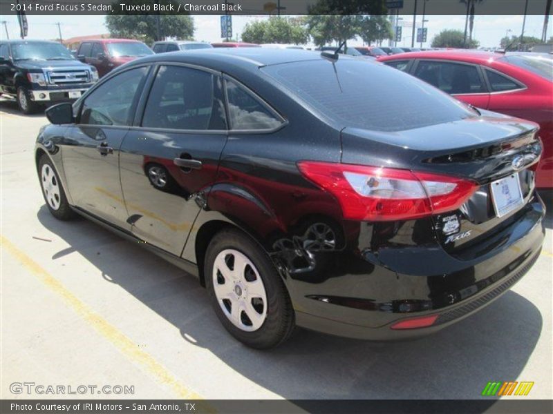 Tuxedo Black / Charcoal Black 2014 Ford Focus S Sedan