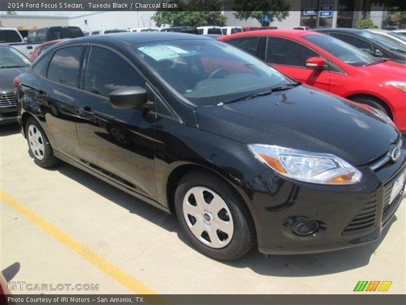 Tuxedo Black / Charcoal Black 2014 Ford Focus S Sedan