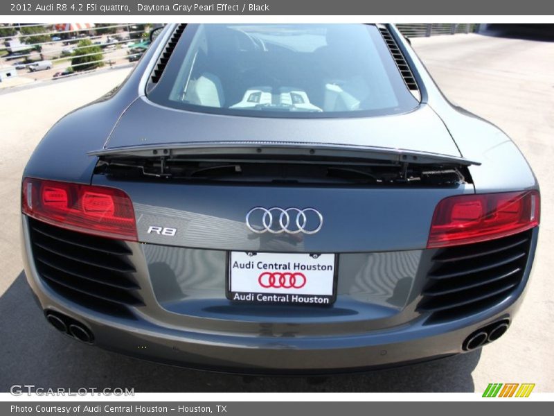 Daytona Gray Pearl Effect / Black 2012 Audi R8 4.2 FSI quattro