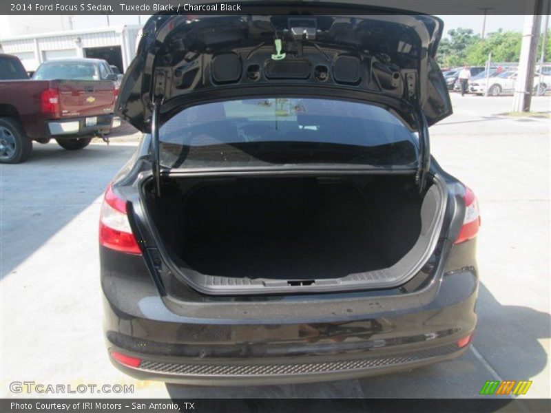 Tuxedo Black / Charcoal Black 2014 Ford Focus S Sedan