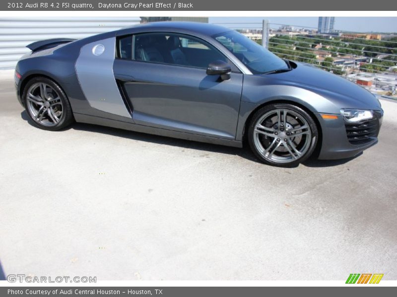  2012 R8 4.2 FSI quattro Daytona Gray Pearl Effect