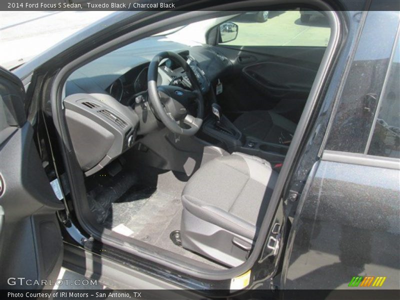 Tuxedo Black / Charcoal Black 2014 Ford Focus S Sedan