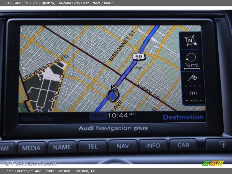 Navigation of 2012 R8 4.2 FSI quattro