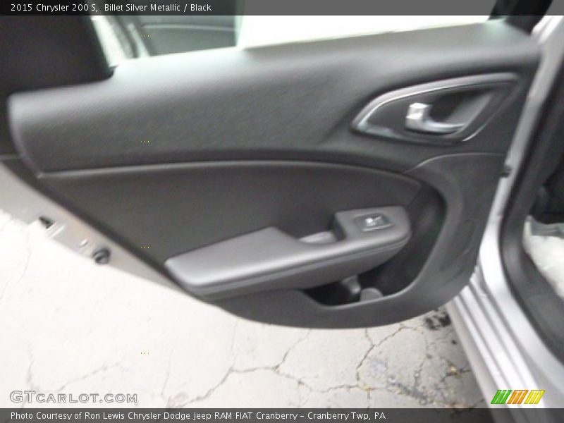 Billet Silver Metallic / Black 2015 Chrysler 200 S