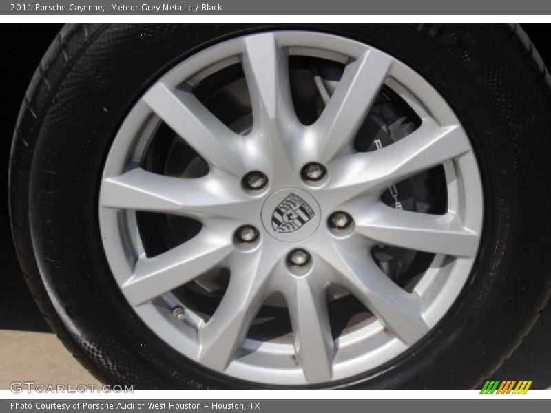 Meteor Grey Metallic / Black 2011 Porsche Cayenne