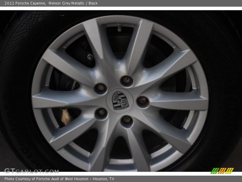 Meteor Grey Metallic / Black 2011 Porsche Cayenne
