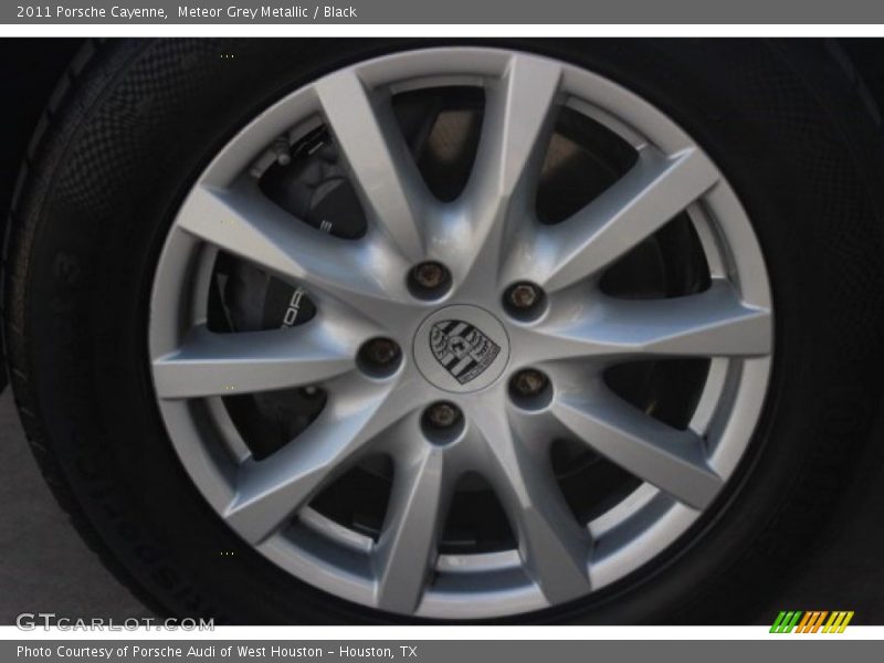 Meteor Grey Metallic / Black 2011 Porsche Cayenne