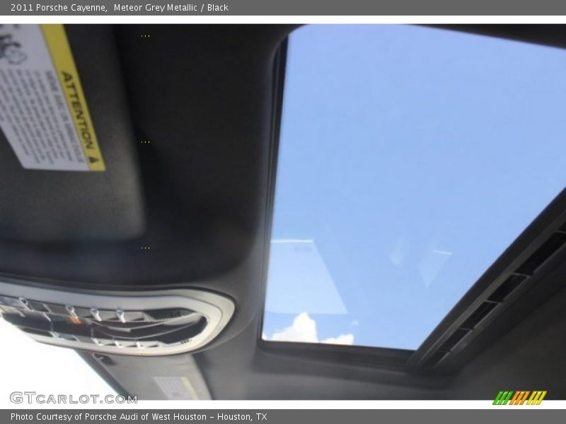 Meteor Grey Metallic / Black 2011 Porsche Cayenne