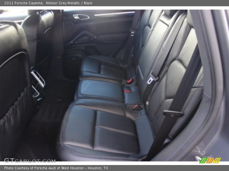Meteor Grey Metallic / Black 2011 Porsche Cayenne