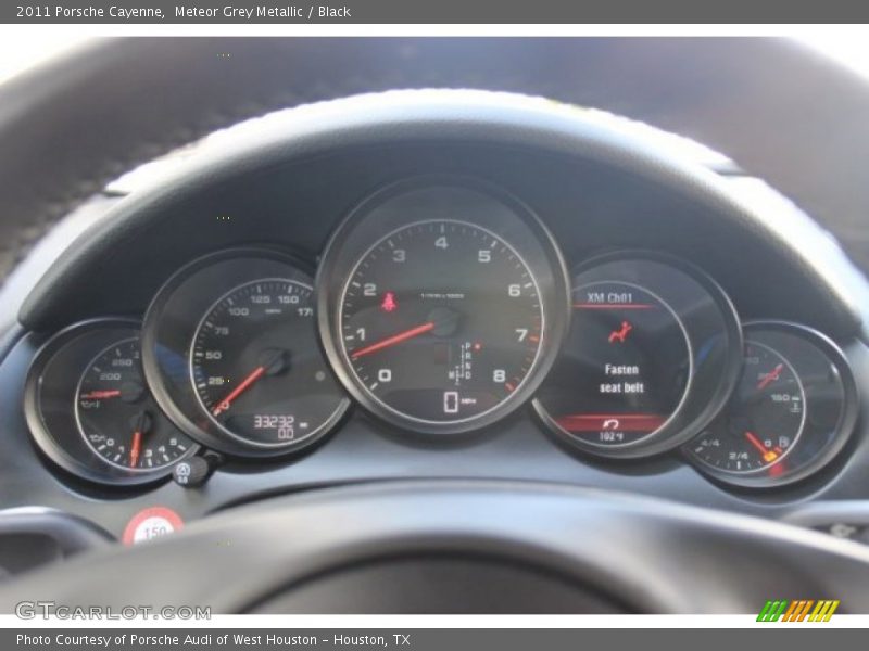 Meteor Grey Metallic / Black 2011 Porsche Cayenne
