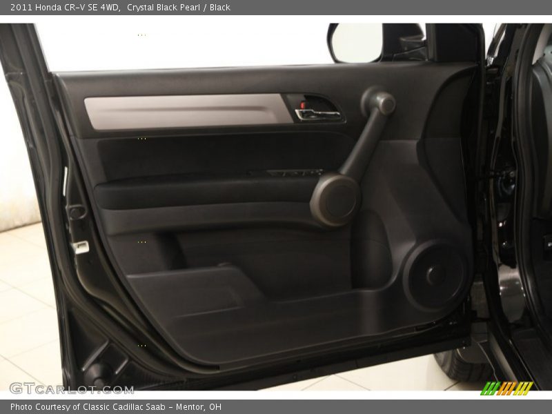 Crystal Black Pearl / Black 2011 Honda CR-V SE 4WD