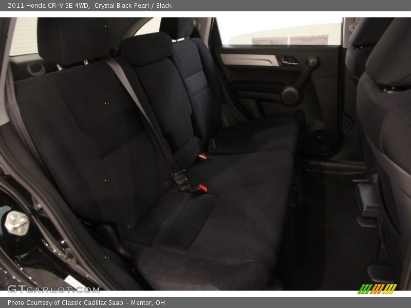 Crystal Black Pearl / Black 2011 Honda CR-V SE 4WD