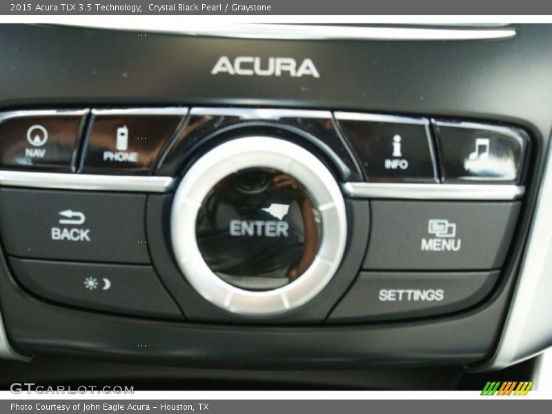 Controls of 2015 TLX 3.5 Technology