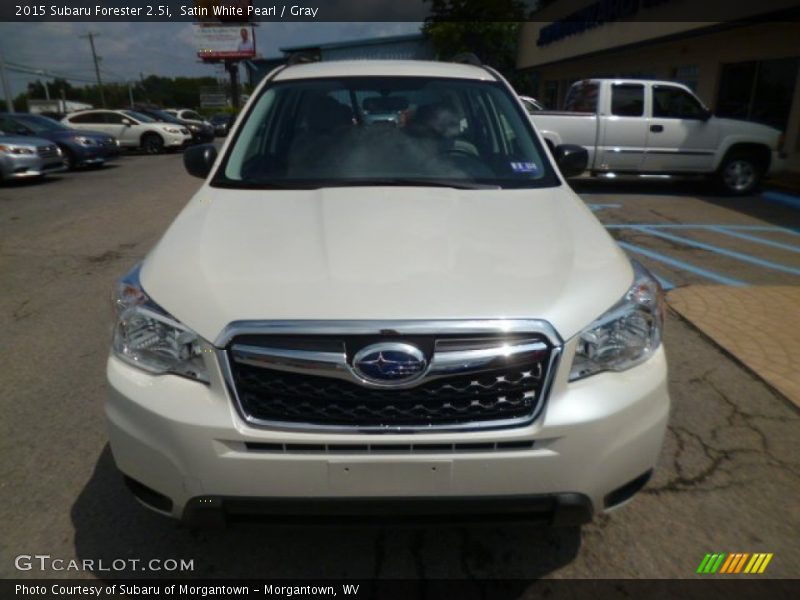 Satin White Pearl / Gray 2015 Subaru Forester 2.5i