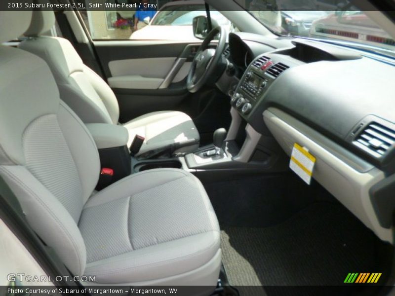 Satin White Pearl / Gray 2015 Subaru Forester 2.5i