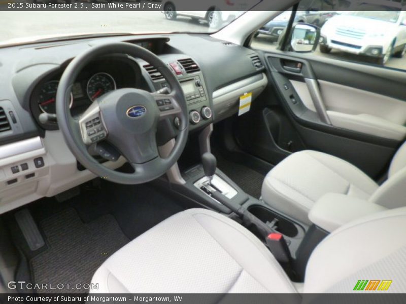 Satin White Pearl / Gray 2015 Subaru Forester 2.5i
