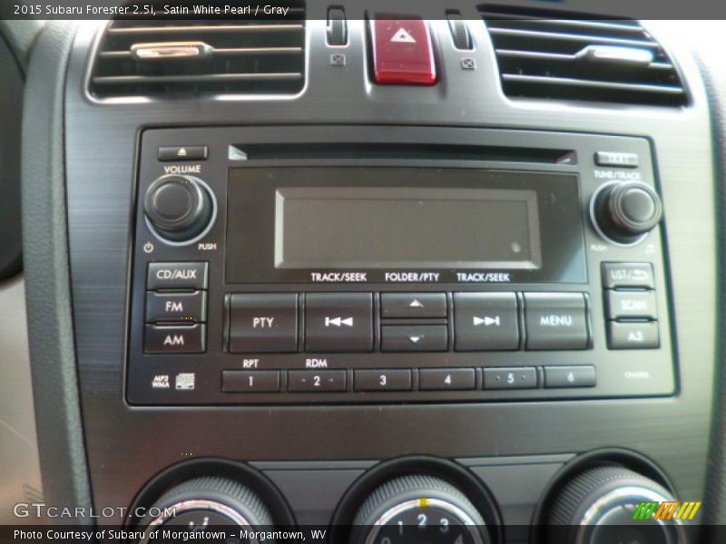 Satin White Pearl / Gray 2015 Subaru Forester 2.5i