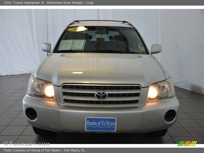 Millennium Silver Metallic / Gray 2002 Toyota Highlander I4