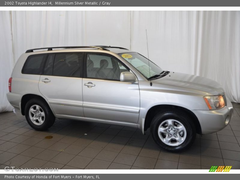 Millennium Silver Metallic / Gray 2002 Toyota Highlander I4