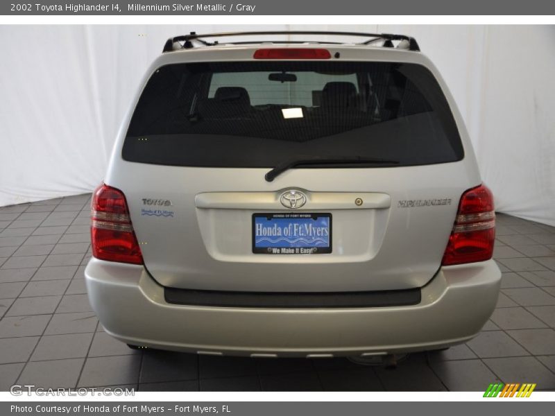 Millennium Silver Metallic / Gray 2002 Toyota Highlander I4