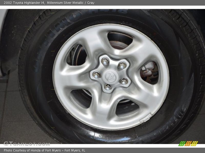 Millennium Silver Metallic / Gray 2002 Toyota Highlander I4