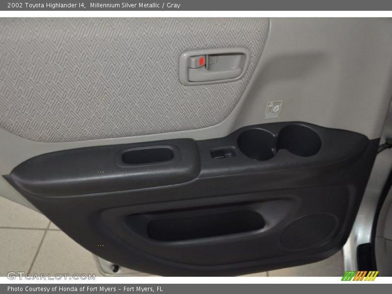 Millennium Silver Metallic / Gray 2002 Toyota Highlander I4