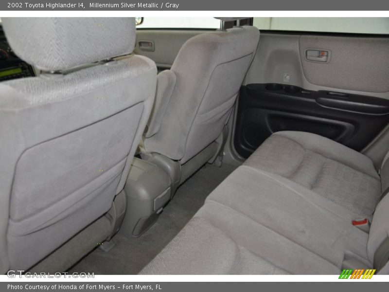 Millennium Silver Metallic / Gray 2002 Toyota Highlander I4
