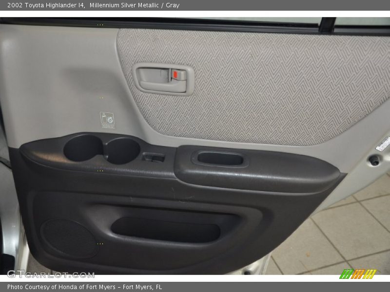 Millennium Silver Metallic / Gray 2002 Toyota Highlander I4