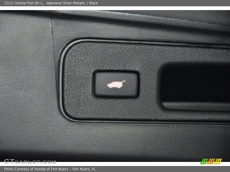 Alabaster Silver Metallic / Black 2013 Honda Pilot EX-L