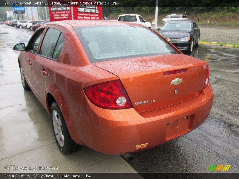 Sunburst Orange Metallic / Gray 2007 Chevrolet Cobalt LS Sedan