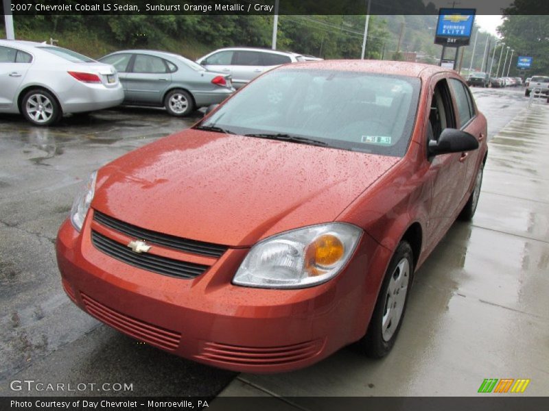 Sunburst Orange Metallic / Gray 2007 Chevrolet Cobalt LS Sedan