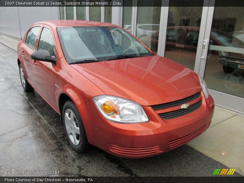 Sunburst Orange Metallic / Gray 2007 Chevrolet Cobalt LS Sedan