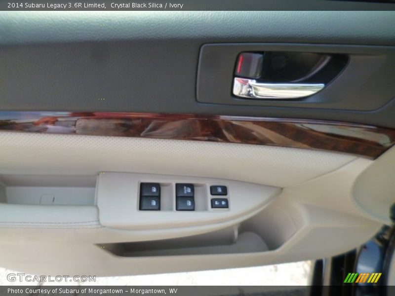 Crystal Black Silica / Ivory 2014 Subaru Legacy 3.6R Limited