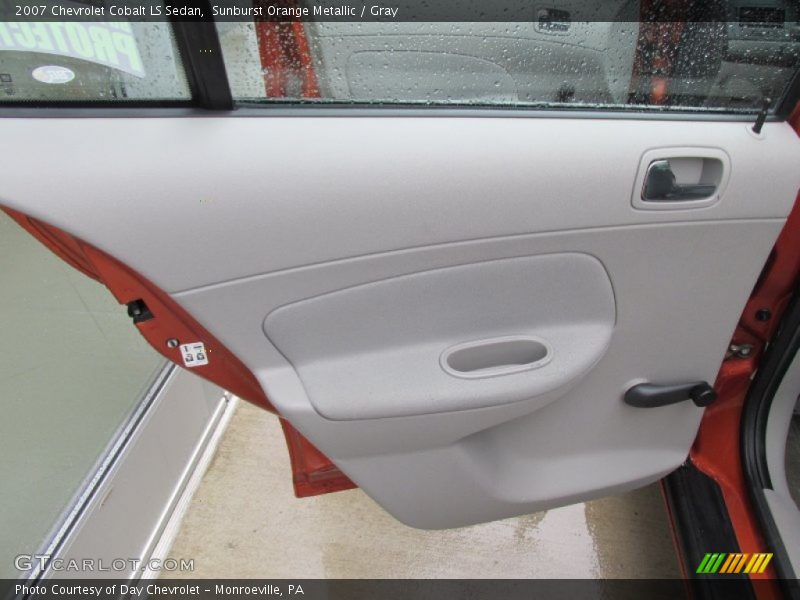 Sunburst Orange Metallic / Gray 2007 Chevrolet Cobalt LS Sedan