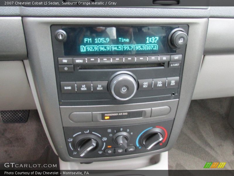 Sunburst Orange Metallic / Gray 2007 Chevrolet Cobalt LS Sedan
