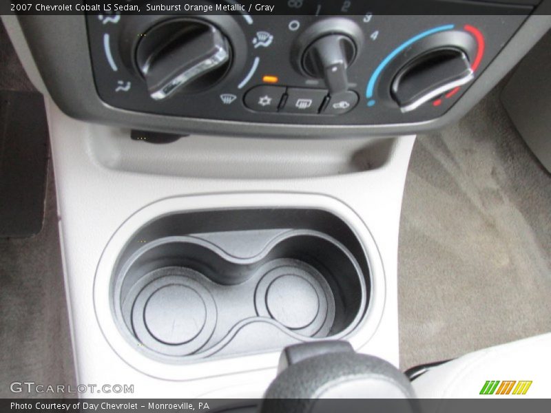 Sunburst Orange Metallic / Gray 2007 Chevrolet Cobalt LS Sedan