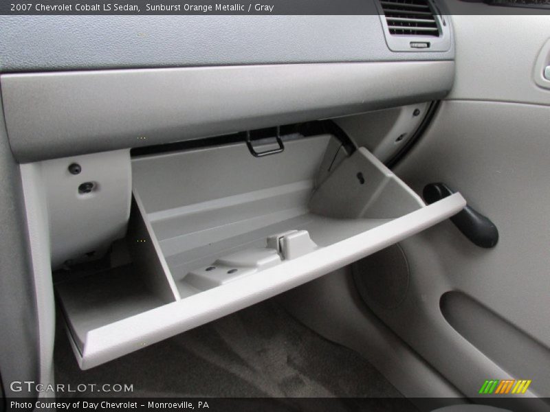 Sunburst Orange Metallic / Gray 2007 Chevrolet Cobalt LS Sedan