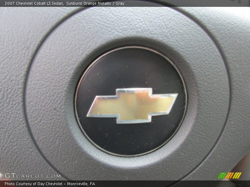 Sunburst Orange Metallic / Gray 2007 Chevrolet Cobalt LS Sedan