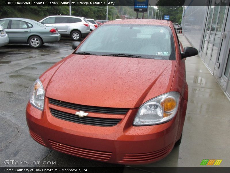 Sunburst Orange Metallic / Gray 2007 Chevrolet Cobalt LS Sedan