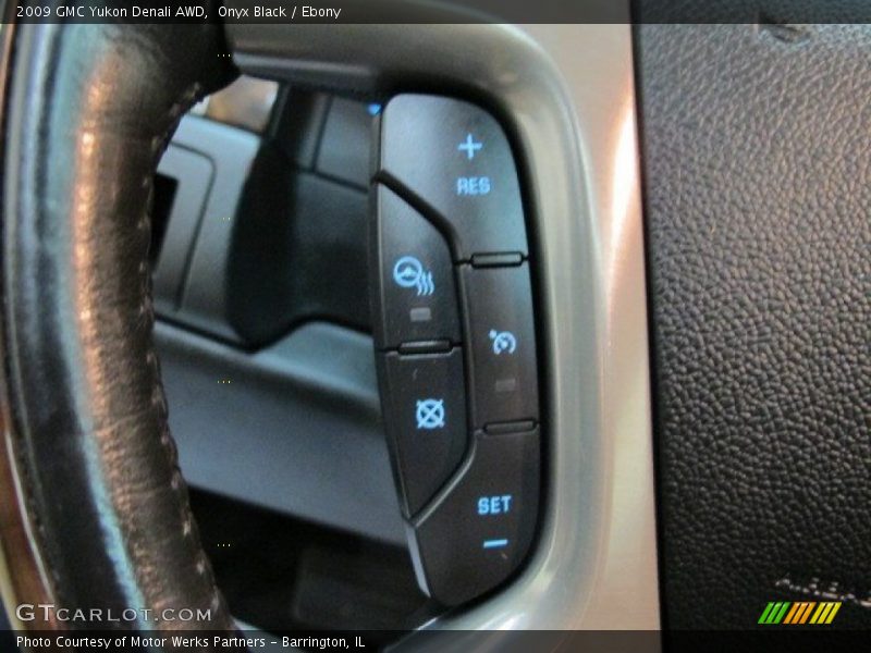 Onyx Black / Ebony 2009 GMC Yukon Denali AWD