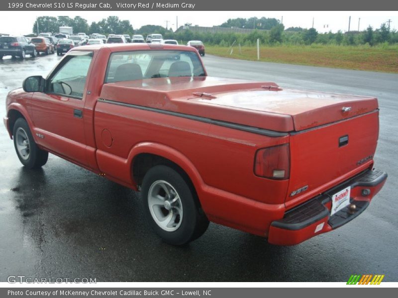 Victory Red / Medium Gray 1999 Chevrolet S10 LS Regular Cab