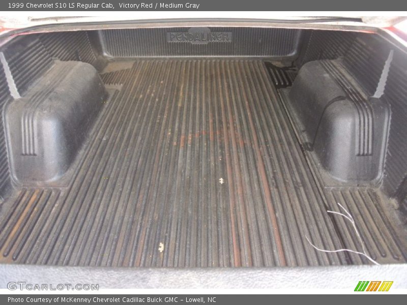 Victory Red / Medium Gray 1999 Chevrolet S10 LS Regular Cab