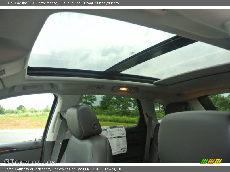 Platinum Ice Tricoat / Ebony/Ebony 2015 Cadillac SRX Performance