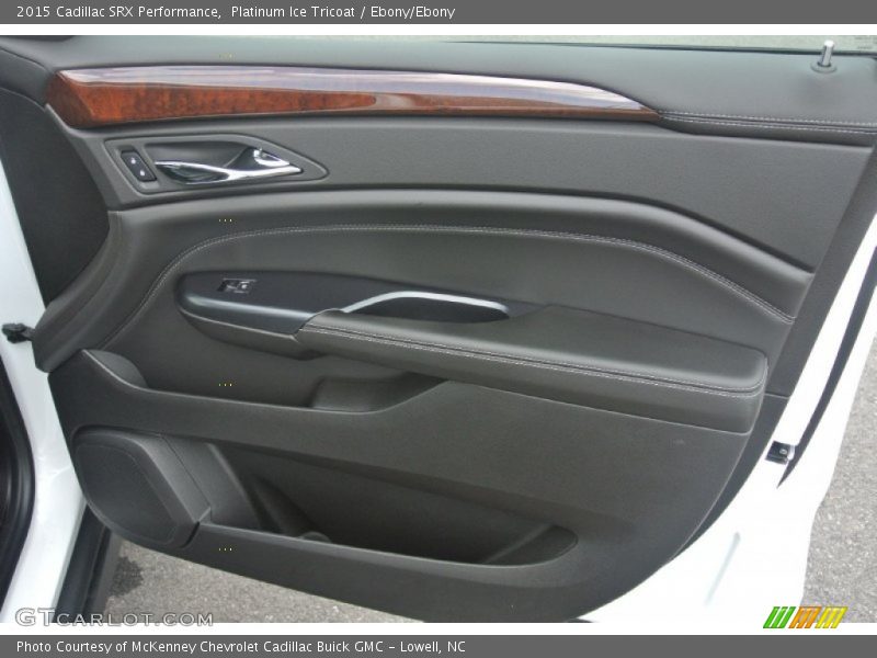 Platinum Ice Tricoat / Ebony/Ebony 2015 Cadillac SRX Performance