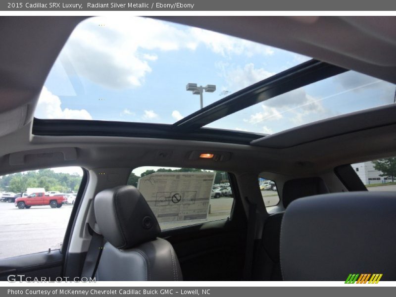 Radiant Silver Metallic / Ebony/Ebony 2015 Cadillac SRX Luxury
