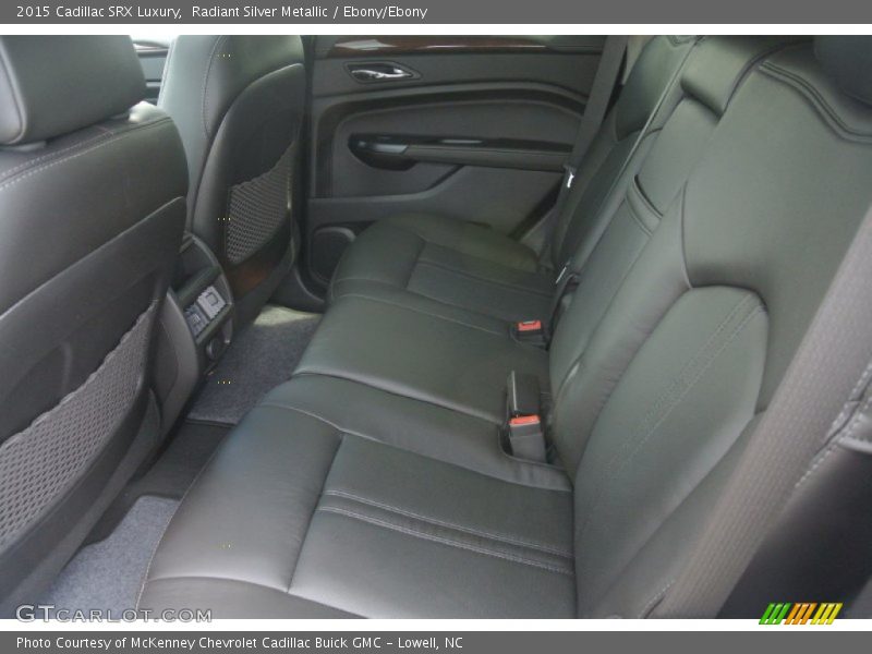 Radiant Silver Metallic / Ebony/Ebony 2015 Cadillac SRX Luxury