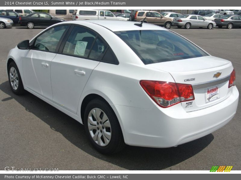 Summit White / Jet Black/Medium Titanium 2014 Chevrolet Cruze LS