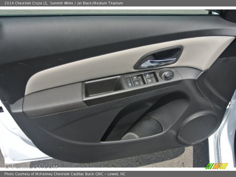 Summit White / Jet Black/Medium Titanium 2014 Chevrolet Cruze LS