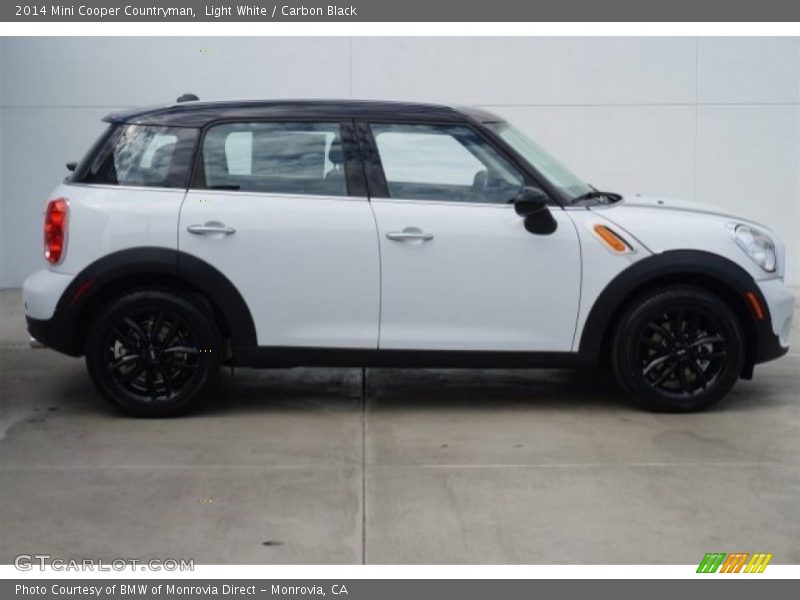 Light White / Carbon Black 2014 Mini Cooper Countryman